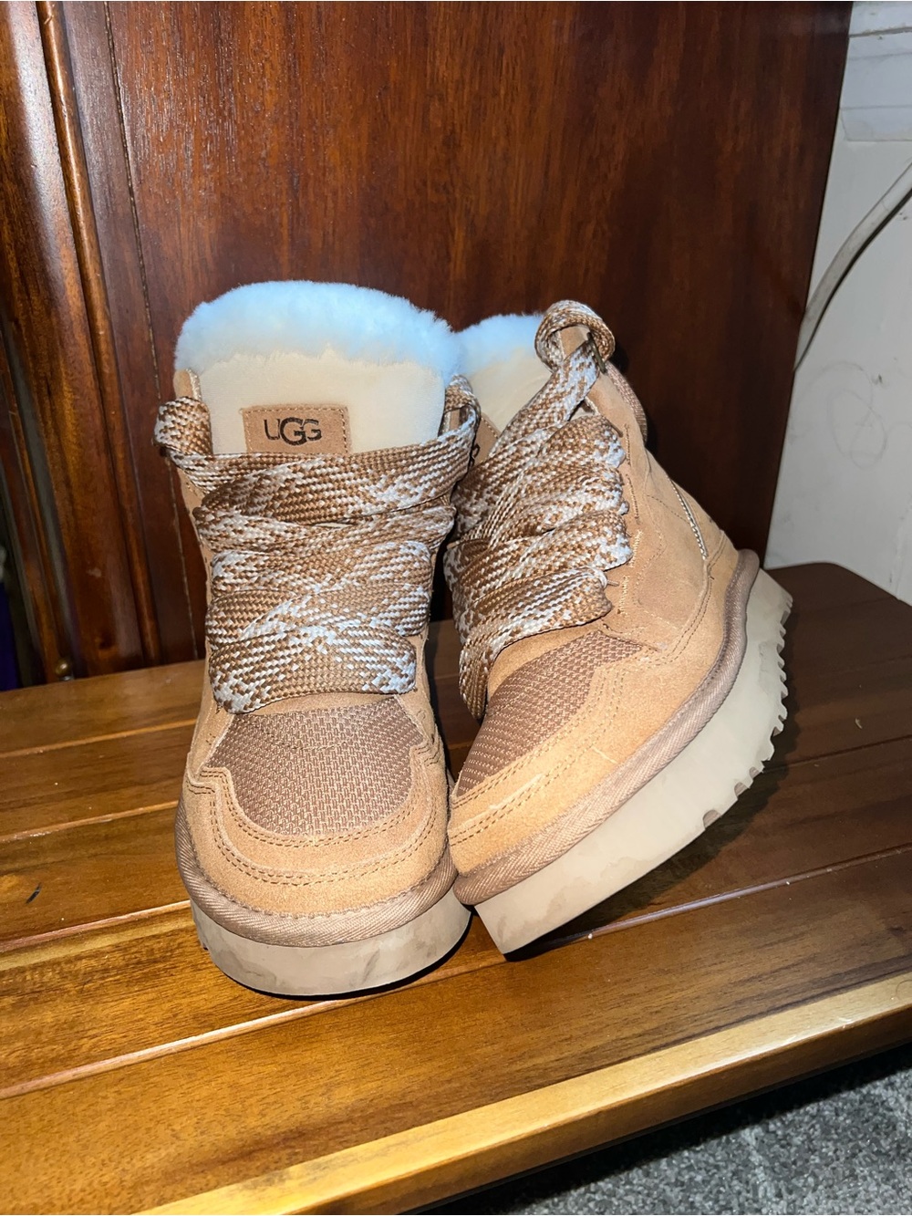 IEUC Women’s UGG Highmel Chestnut Shearling-Lined Suede Boots